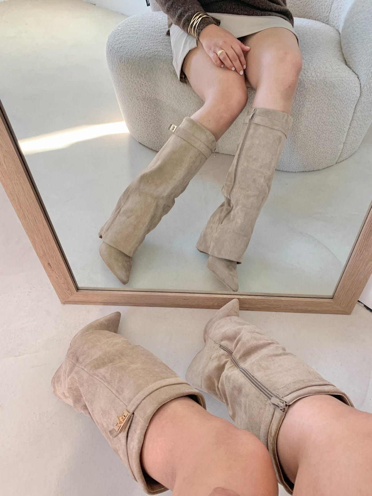 Céleste Elegant Suede Look Heels Apricot