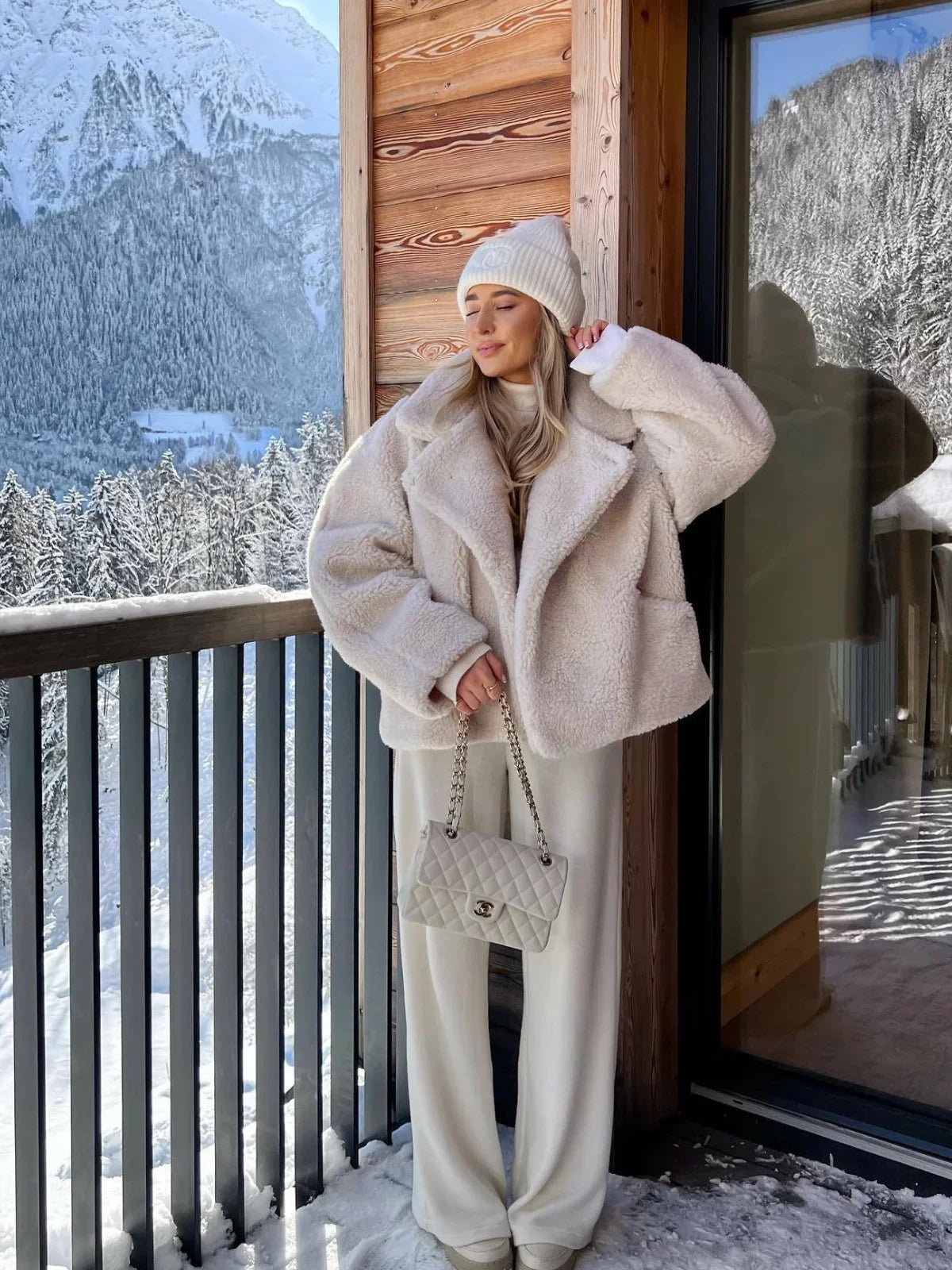 Elara Cozy Fleece Jacket