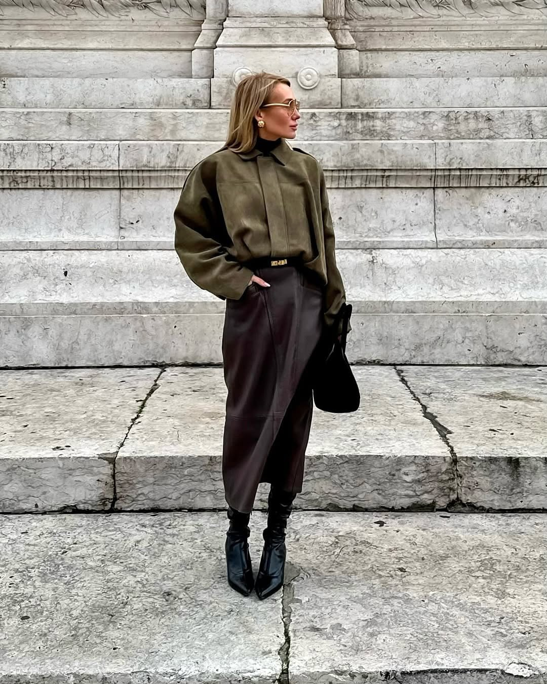 Angela | Women's Cropped Boxy Jacket 2