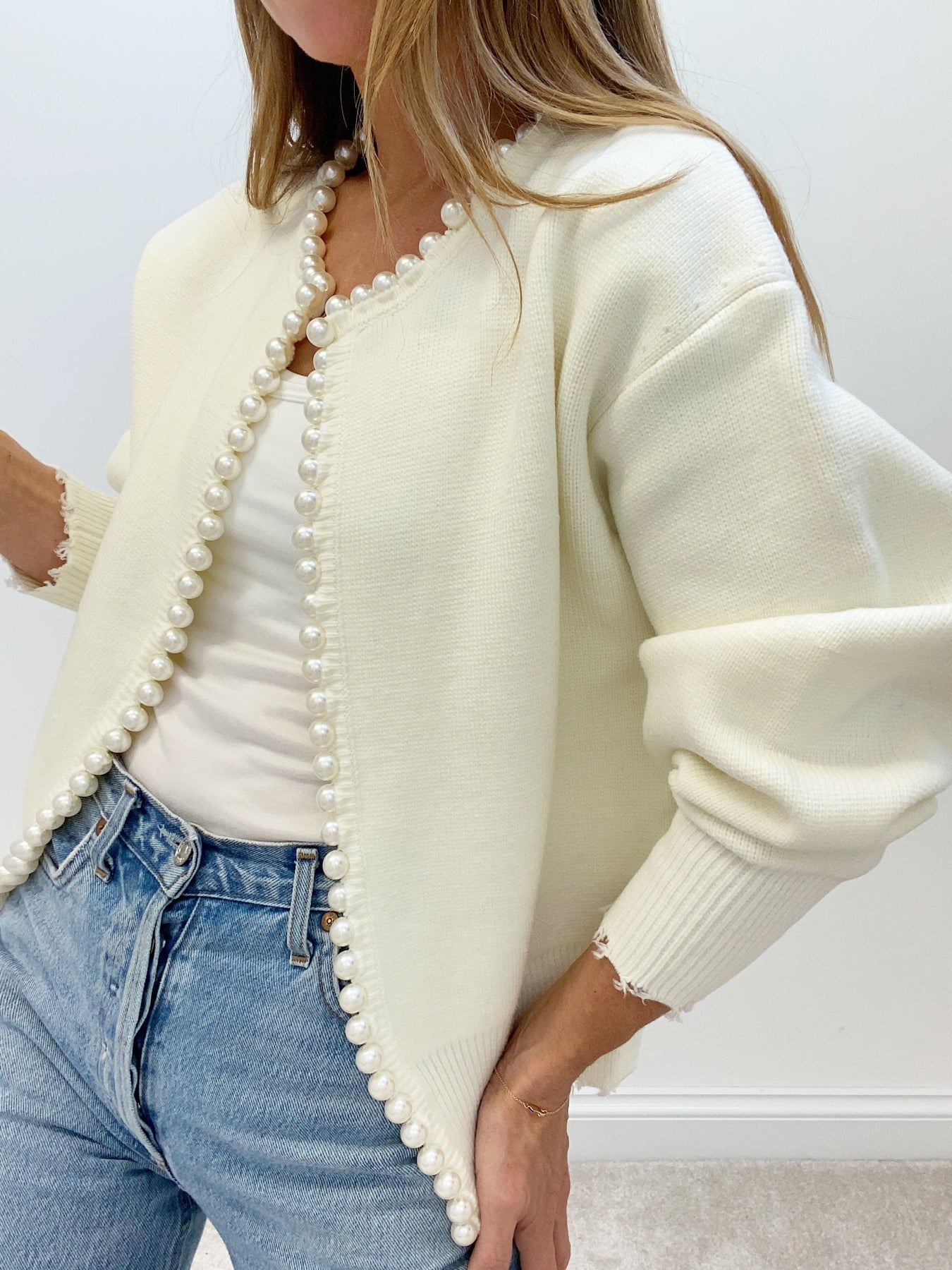 Elara Pearl-Trimmed Cropped Knit Cardigan