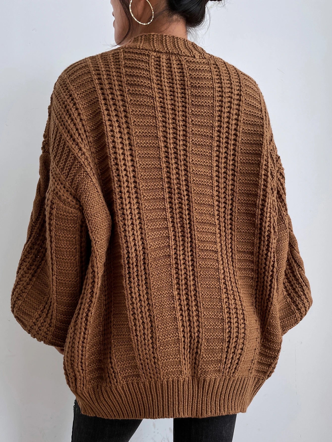 Elowen Oversized Chunky Cable-Knit Cardigan