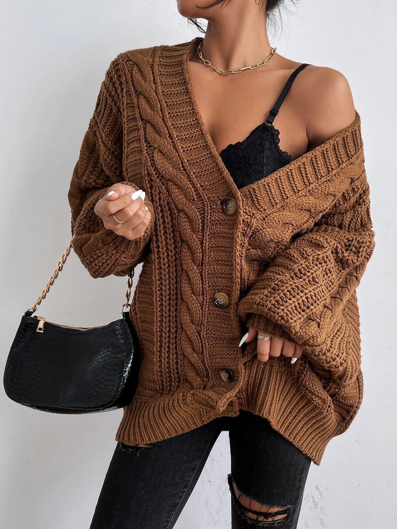 Elowen Oversized Chunky Cable-Knit Cardigan