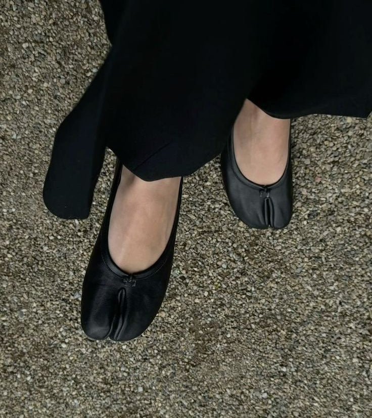 Genevieve Split-Toe Leather Ballet Flats