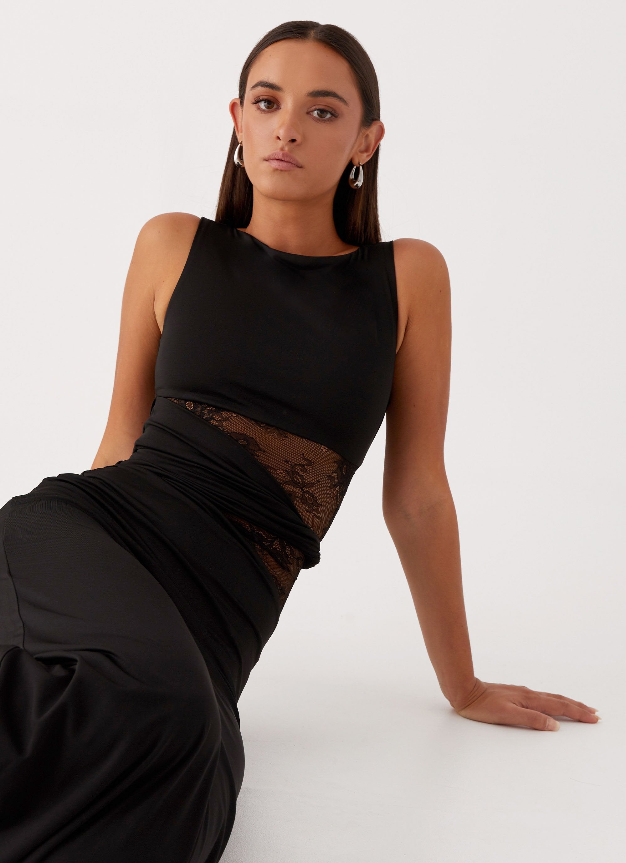 Noiré Lace Illusion Evening Maxi Dress