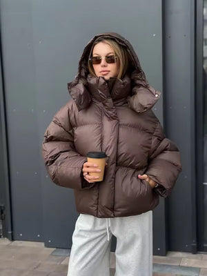 Chic Everyday Short Puffer Jacket with Hood