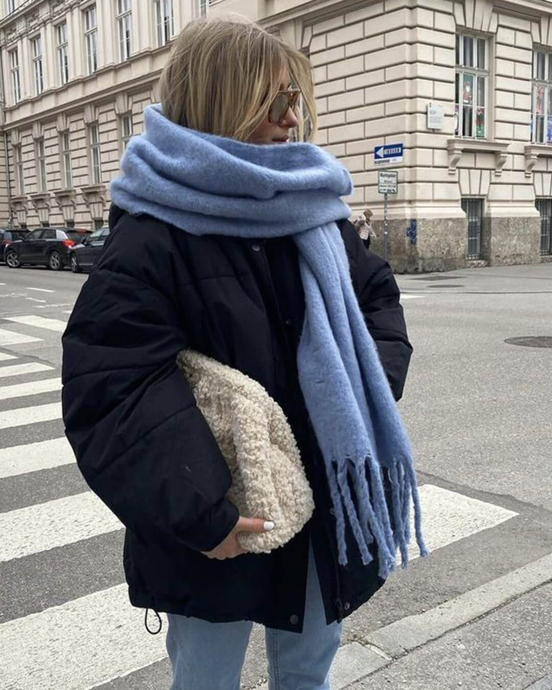 Vespera Oversized Tasseled Winter Scarf