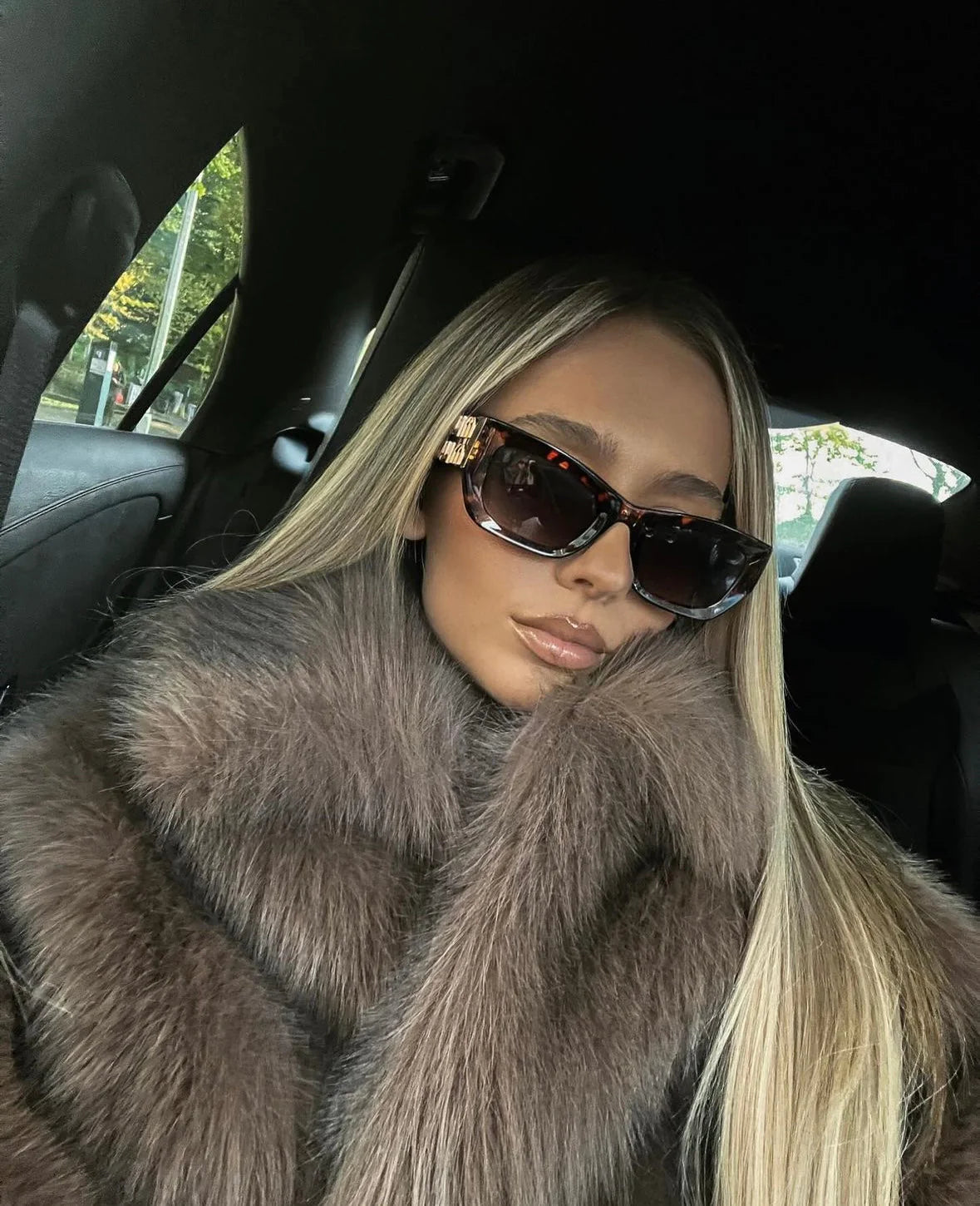 Vespera Oversized Faux-Fur Coat